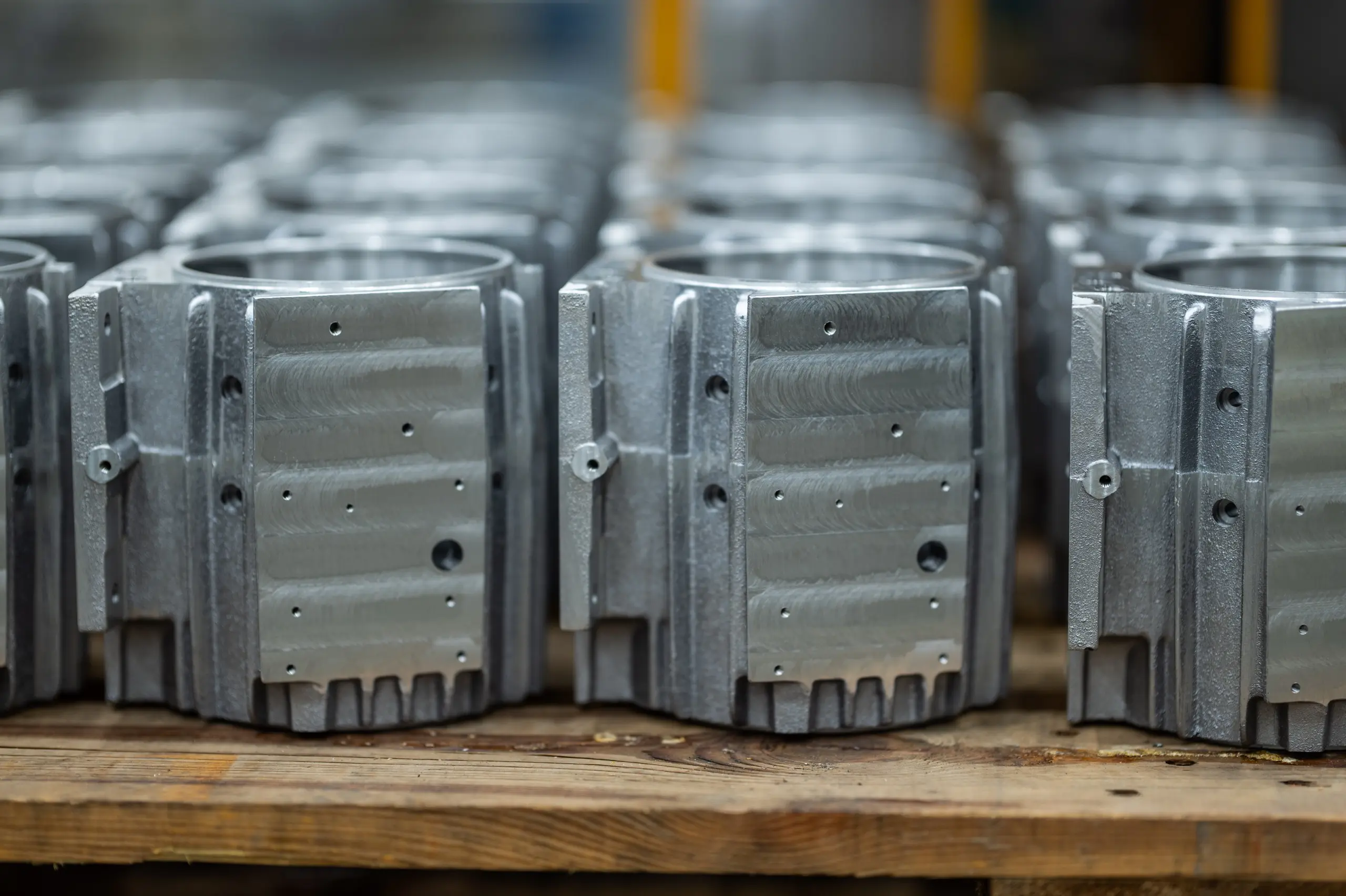 Milled metal housings from CNC production