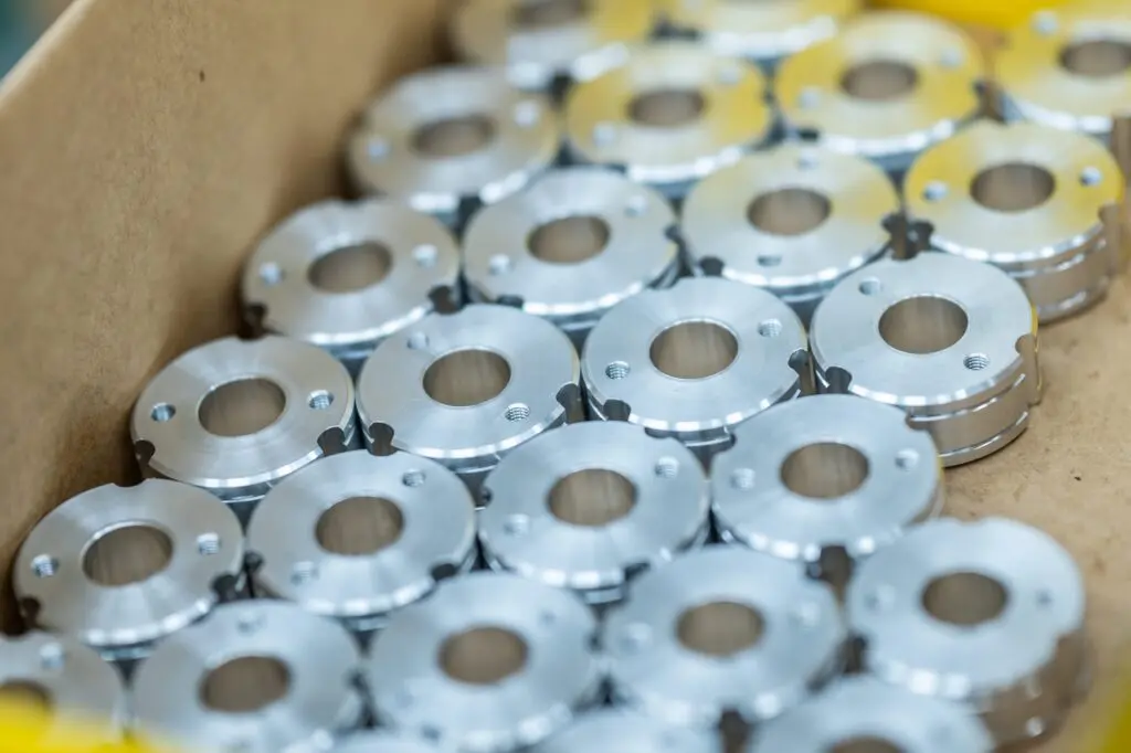 Precision-turned metal components