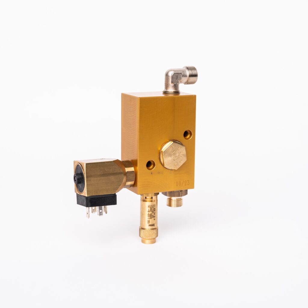 Standard control block with pressure switch, non-return valve and safety valve; G3/8″ compressed air outlet
