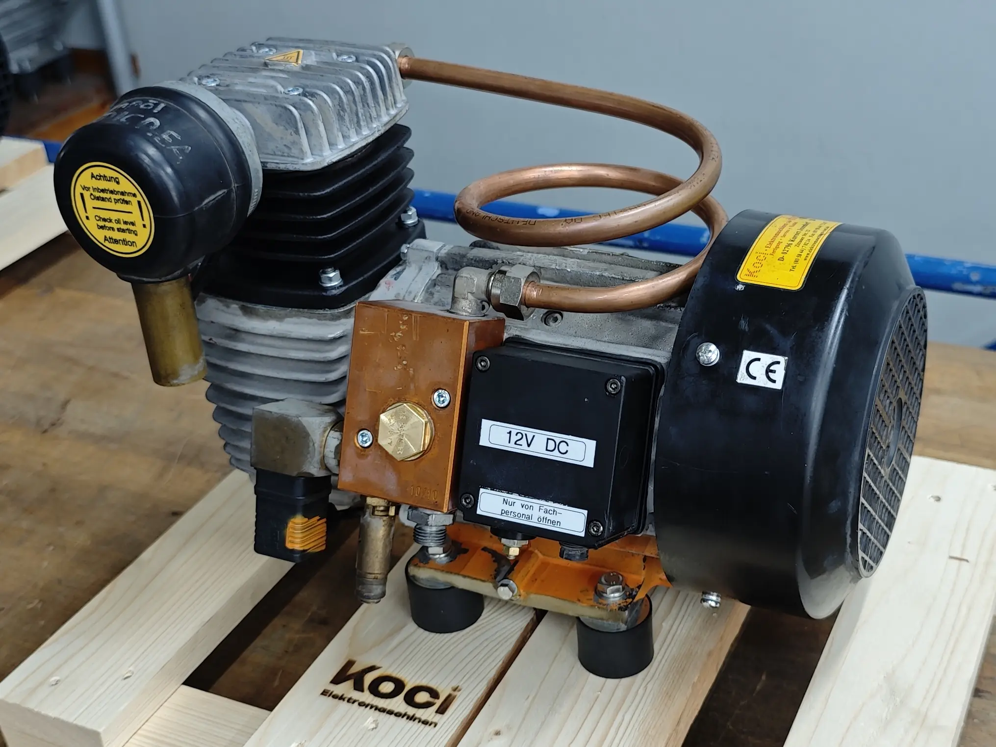 Overhauled compressor with refurbished components